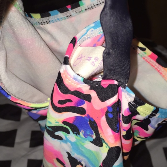 Bathing suit - Picture 2 of 2